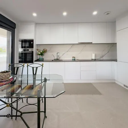 Apartment Saeta Tower