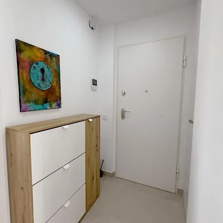 Apartment Saeta Tower *