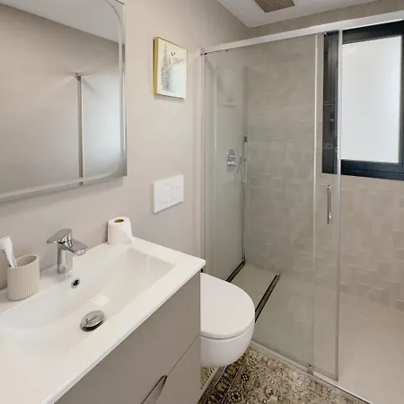 Saeta Tower Апартаменты