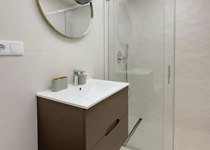 Saeta Tower Apartment *